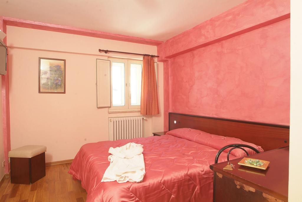 Hotel Miletto سان ماسيمو الغرفة الصورة